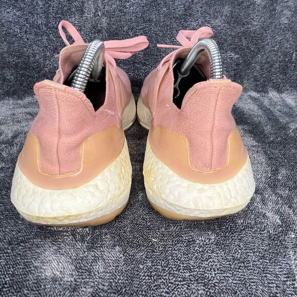 Adidas UltraBoost 22 Women size 7.5 Wonder Mauve Pink Running Sneakers Shoes - Picture 4 of 8